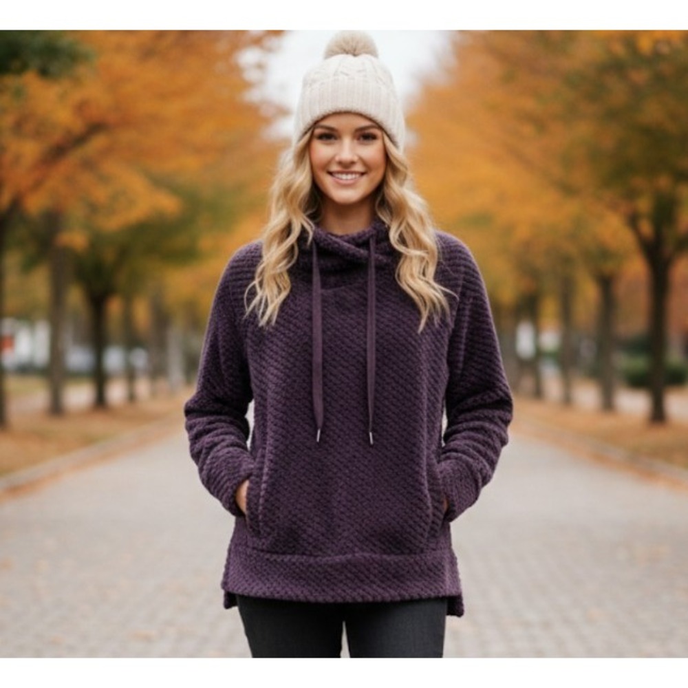 Members mark women's purple textured plush‎ pullover cowl neck top sz S 328